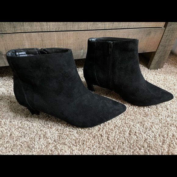Comfort Suede Black Booties - Picture 1 of 4